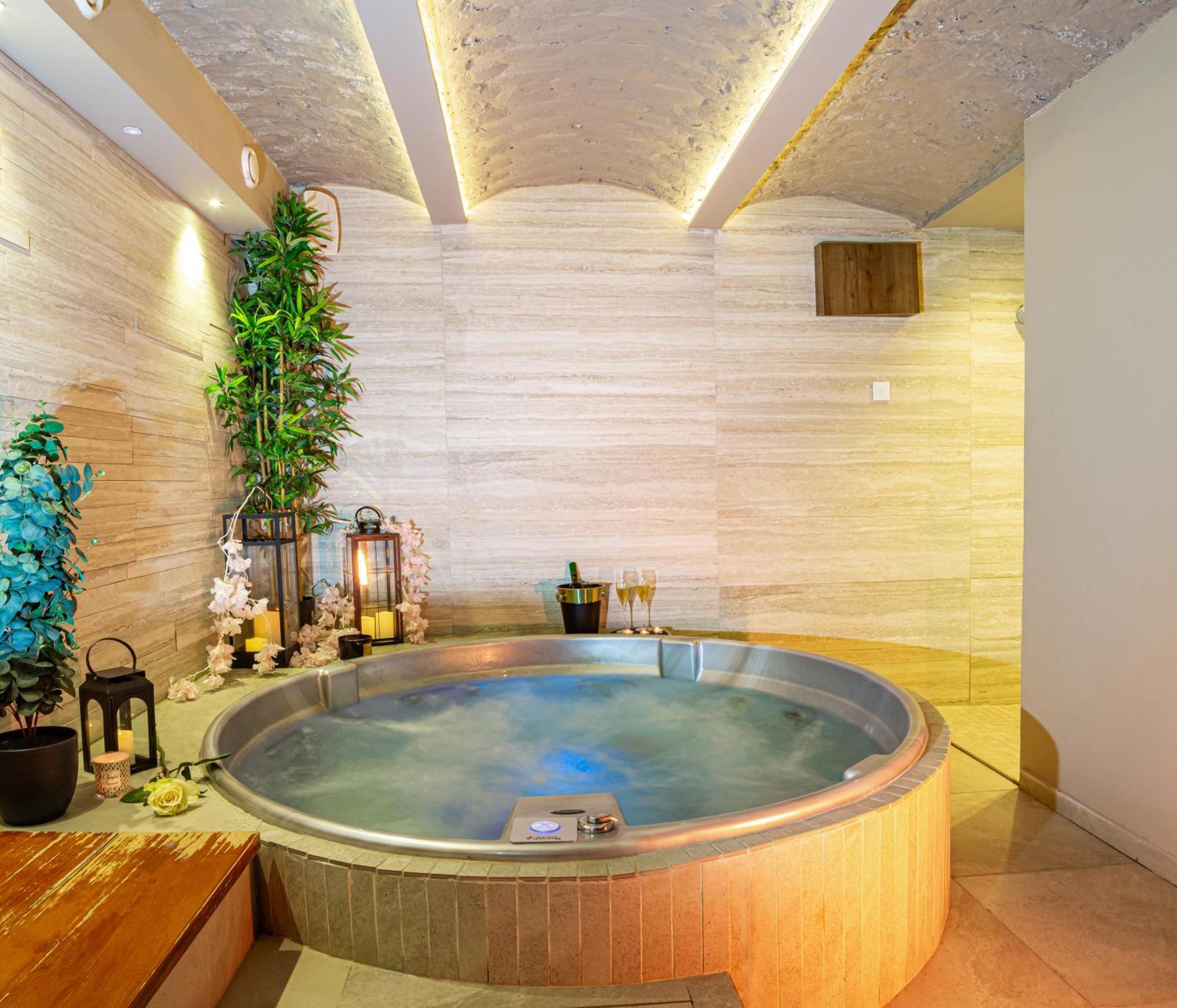 Venus With Jacuzzi And Sauna - Center Belgrad